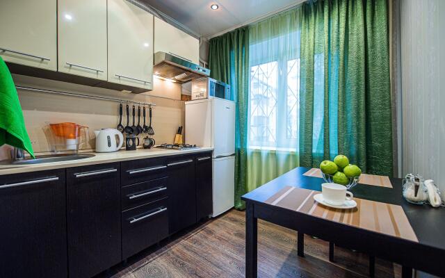 Five Stars on Engels 23