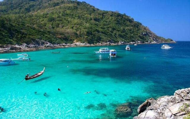 Modern 1 Br Wifi Pool Walk To Patong Beach