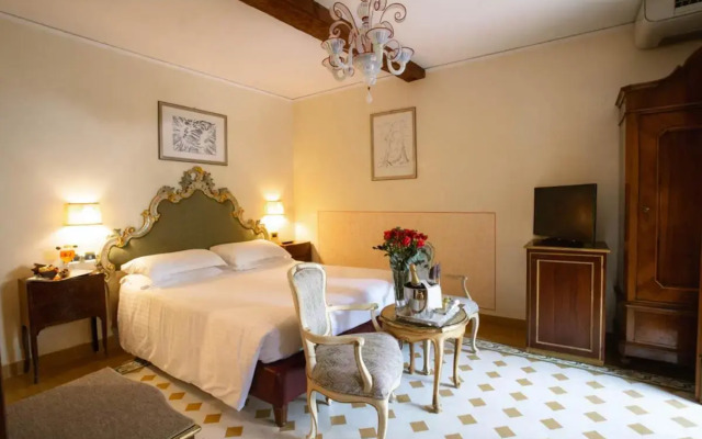 Pensione Accademia - Villa Maravege