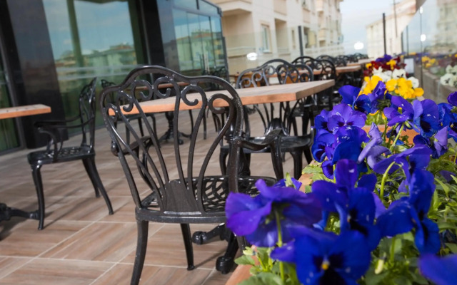 Guler Park Hotel