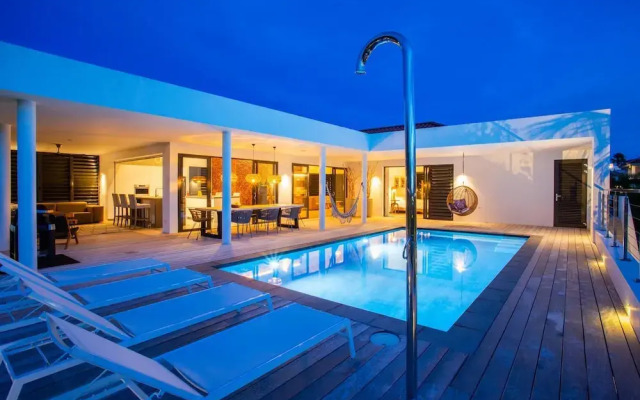 Luxurious Villa Coconut With Private Pool