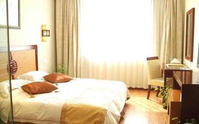 Shapotou Holiday Hotel
