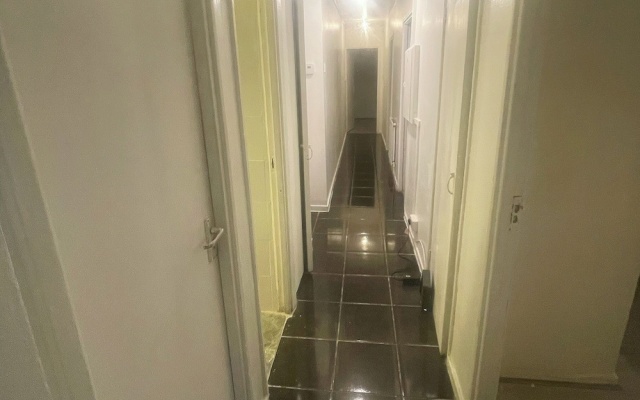 New! Xtra Large 4 Bedroom Up to 14 Guests