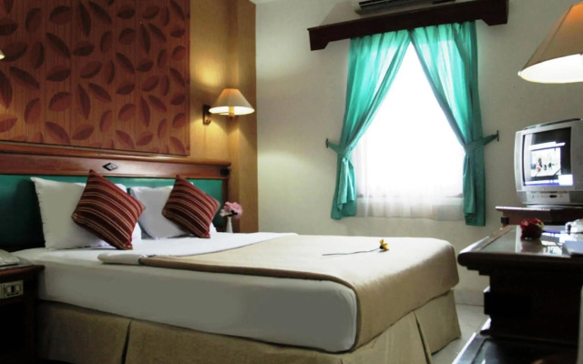 Puri Jaya Hotel