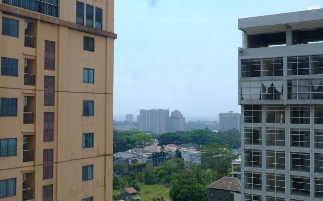 Scenic 2Br At Grand Setiabudi Apartment