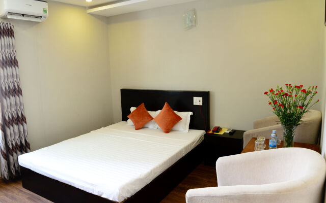 Cosmos Hotel Nha Trang