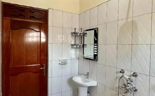 Makanga Hill Suites