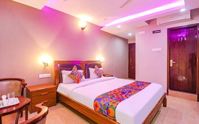 Fabhotel Turning Point
