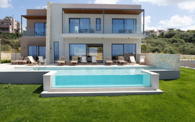 Star Luxury Villa I Gym and Playground