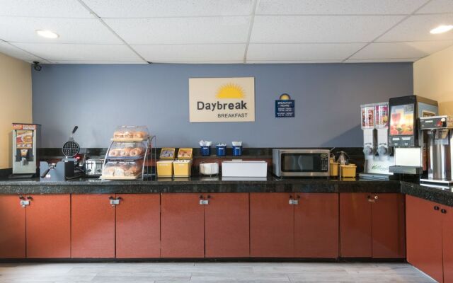 Days Inn Greenfield