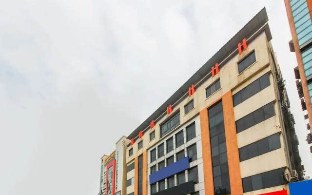 Collection O 16073 Kothapet Ramoji