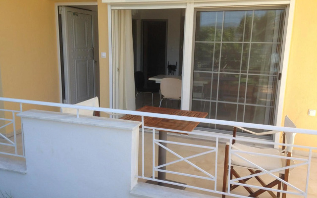 Τhe Sunny Apartments