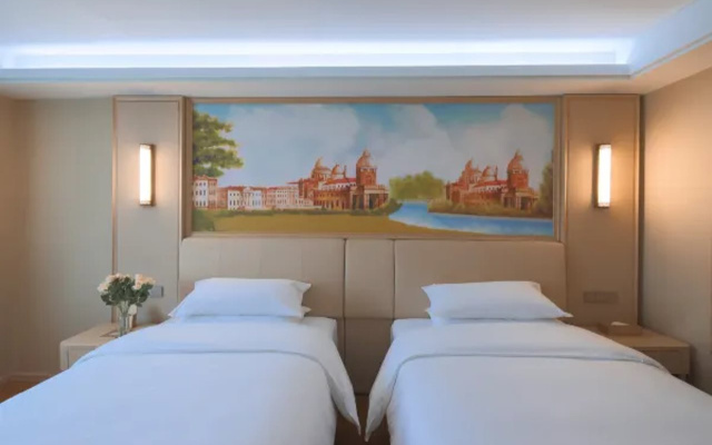 Vienna Hotel (Tongxiang Puyuan)