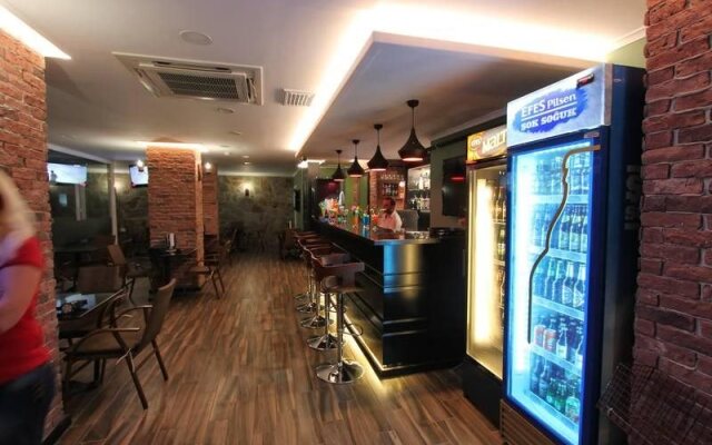 Hermias Marin Hotel