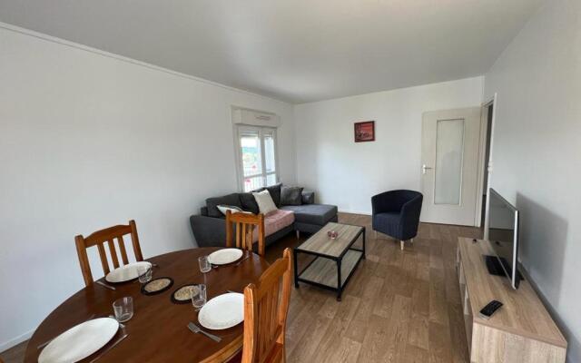 L'Orion - Proche nature - Tram - 4 pers - Rêve au Mans