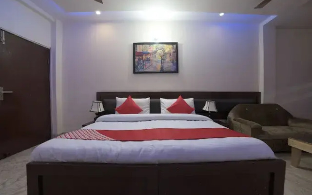 Travel Inn By OYO Rooms