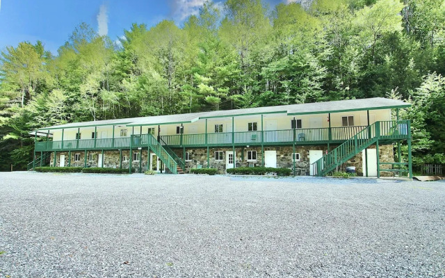 Westbrook Inn Lake George