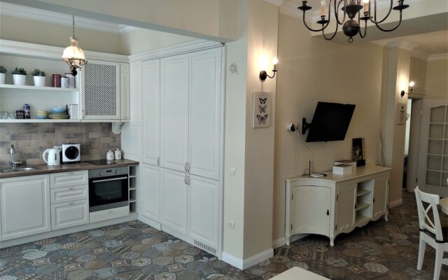 Baratero City Corner Apartments