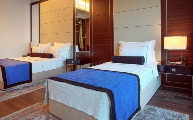 Northdoor Hotel