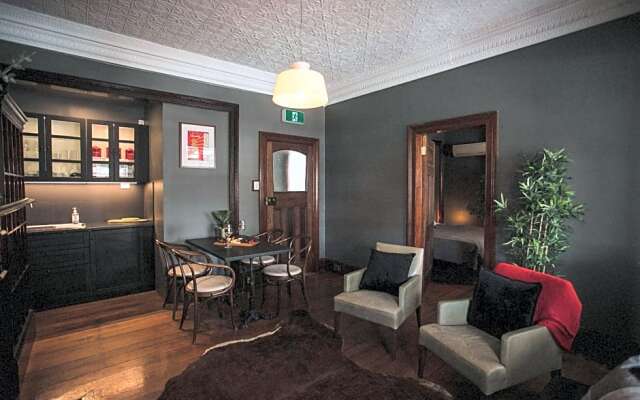 William Arnott Boutique Hotel