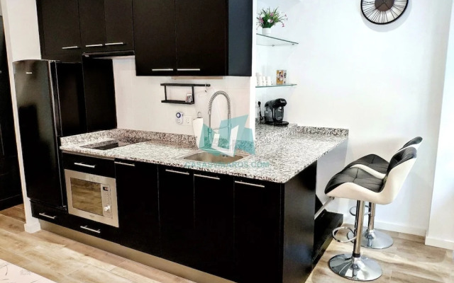 Holiday Apartment Near the Seafront Aircon and Wi-fi