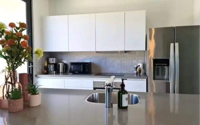 Luxury townhouse with pool in PALM BEACH