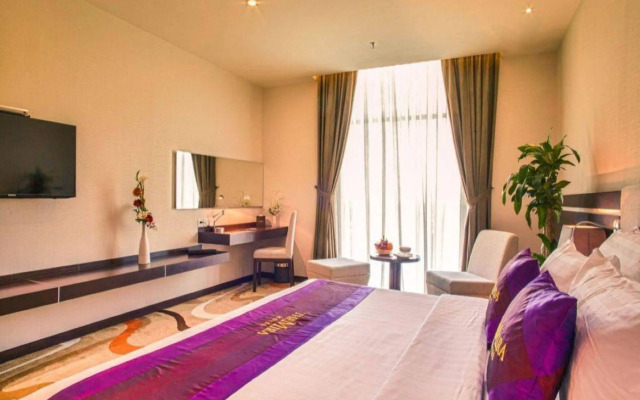 The Mira Hotel