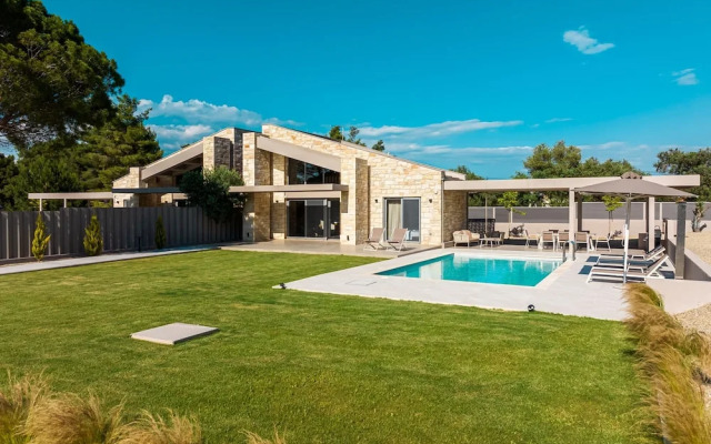 Terra Petra Luxury Villas - Gaia Villa