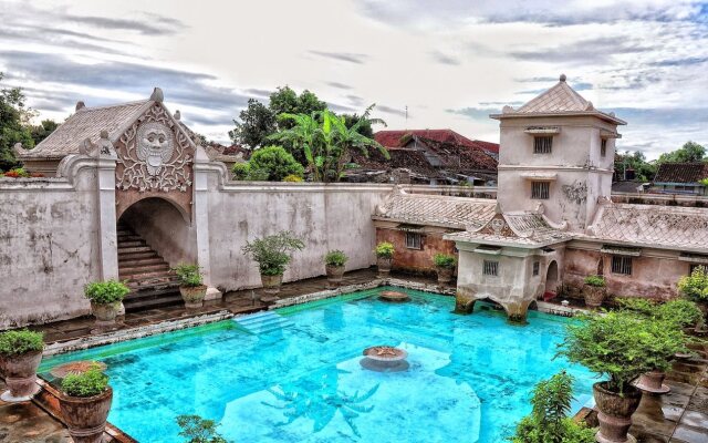Cavinton Hotel Malioboro Yogyakarta by Tritama Hospitality