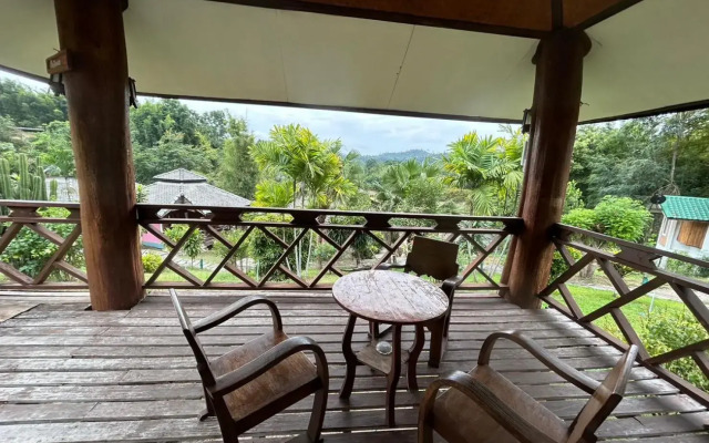 Pai Love & Baan Chon Phao Resort