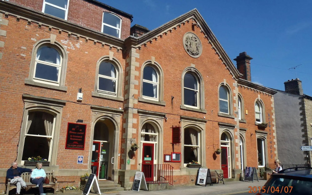 The Old Post House Hotel