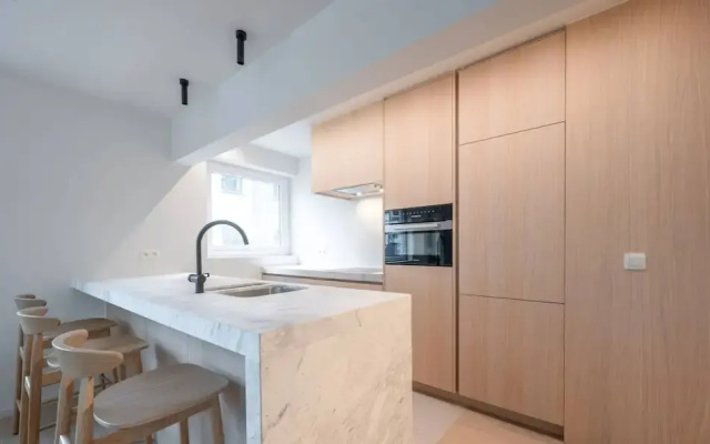 Stylish Apartment in Knokke - Balcony City View Pet-friendly