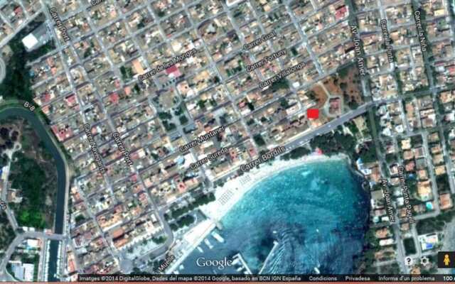 Can Blau, 10 Meters To The Beach