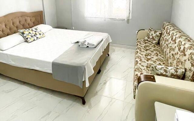 Pia Butik Otel Sigacik