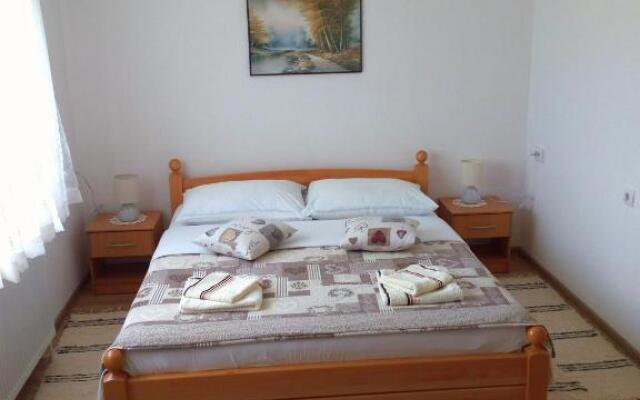 Guest House Lipov Hlad