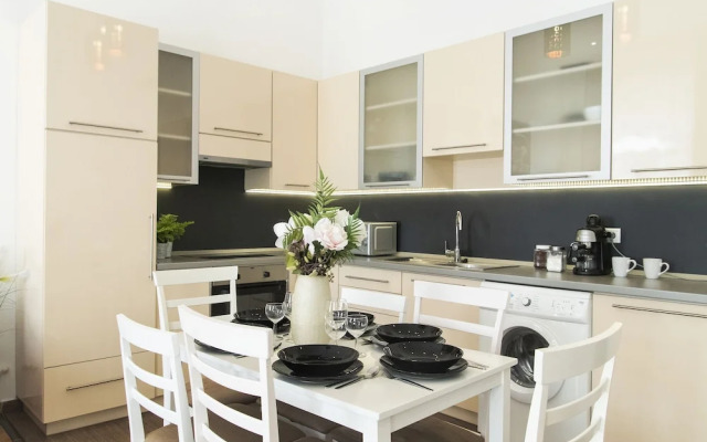 Real Apartments Revay