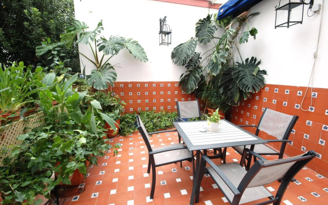 Casa de los Azulejos