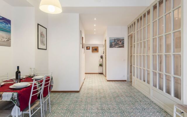 Voguish Apartment in Sanremo near Beach