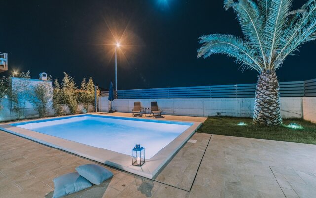 Exclusive Villa in Novigrad Istria with Swimming Pool