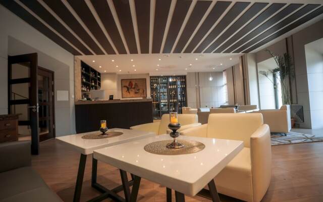 Edelweiss Art Hotel