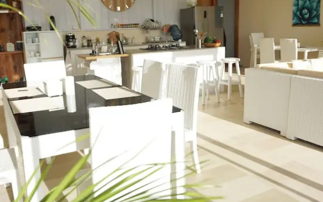 Villa Atas Pelangi