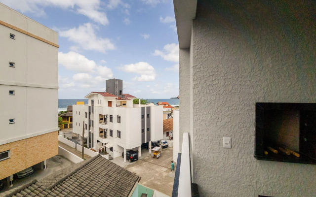 Apto agradável e equipado a 200m da praia PRA0304