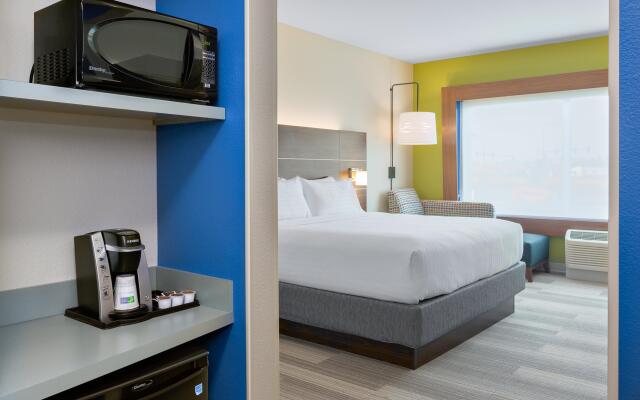 Holiday Inn Express & Suites Prosser - Yakima Valley Wine, an IHG Hotel