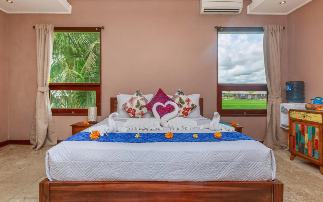Solo Villas and Retreat – Guest Rooms – Ubud