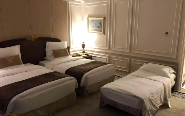 New Orient Landmark Hotel