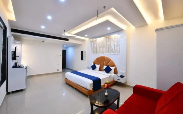 Click Hotel Narayana