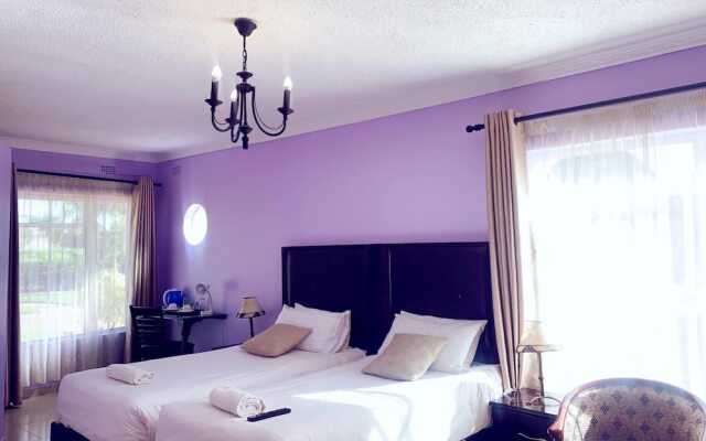 Riverstone Guest Lodge
