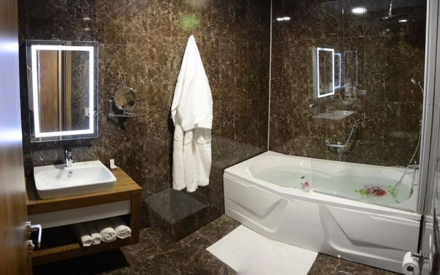 White Star Hotel
