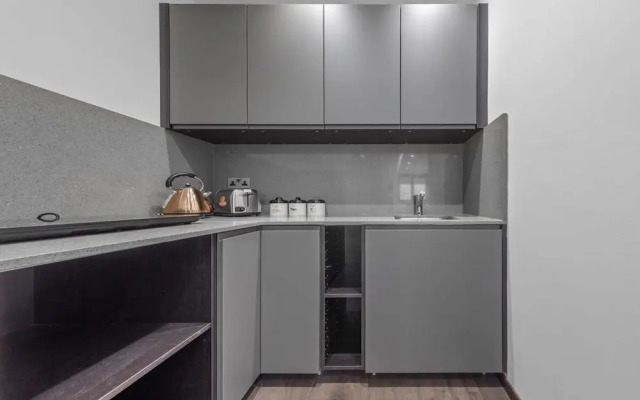 Serviced Studio Flat Near Camden Euston Station