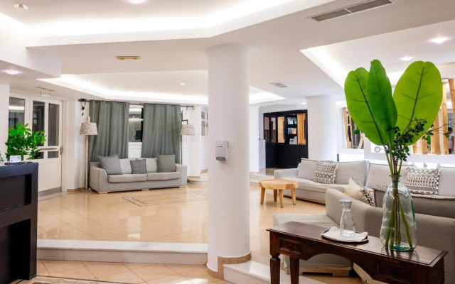 Orizontes Hotel Santorini